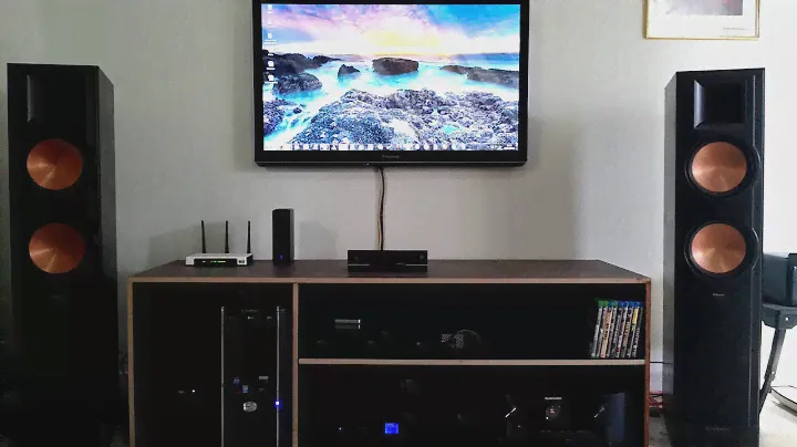 David Munyon - N.Y.C. (demo) on Klipsch RF 82 II